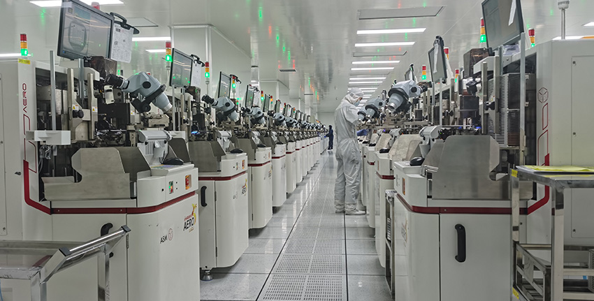 生產(chǎn)車(chē)間及先進(jìn)設(shè)備展示